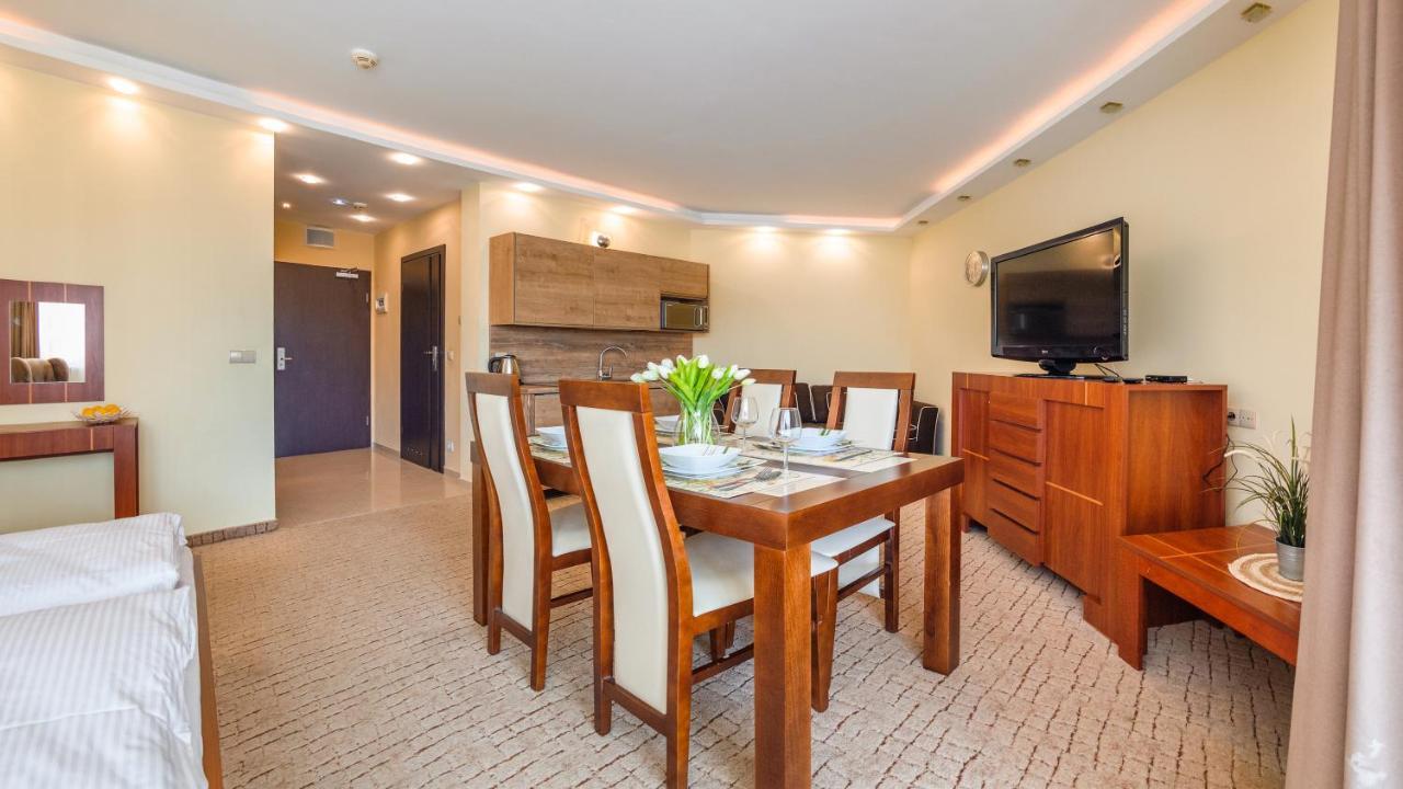 Apartamenty Sun & Snow Kosciuszki Kołobrzeg Exteriör bild